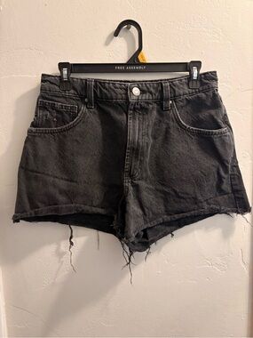 Cotton On Black Raw-Hem Denim Shorts